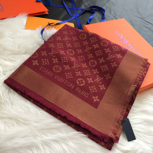 Monogram Shawl 140 x 140 cm