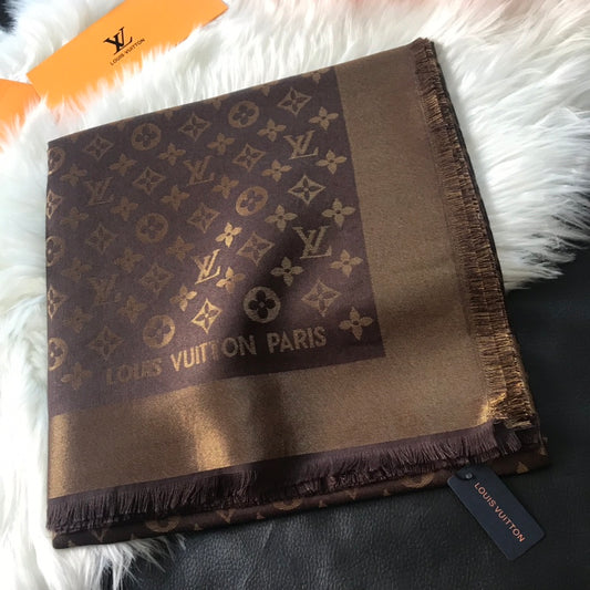 Monogram Shawl 140 x 140 cm