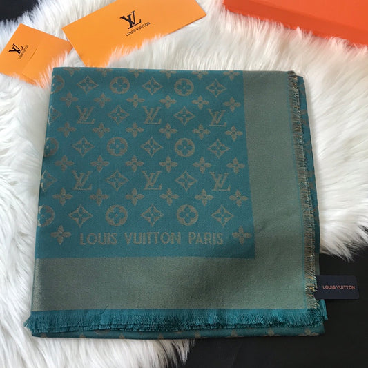 Monogram Shawl 140 x 140 cm