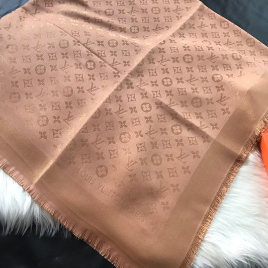 Monogram Shawl 140 x 140 cm