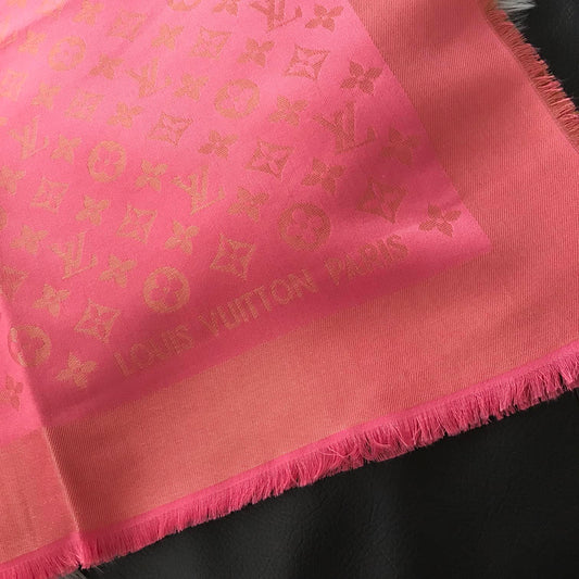 Monogram Shawl 140 x 140 cm