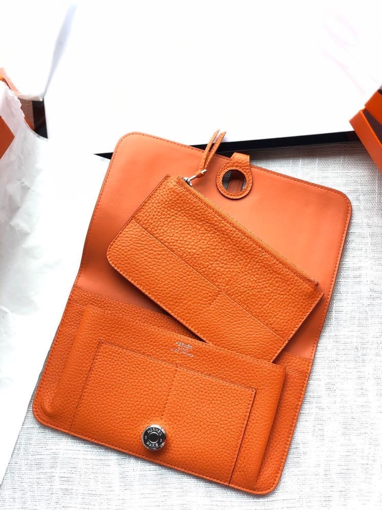 Dogon Long Wallet Togo Leather