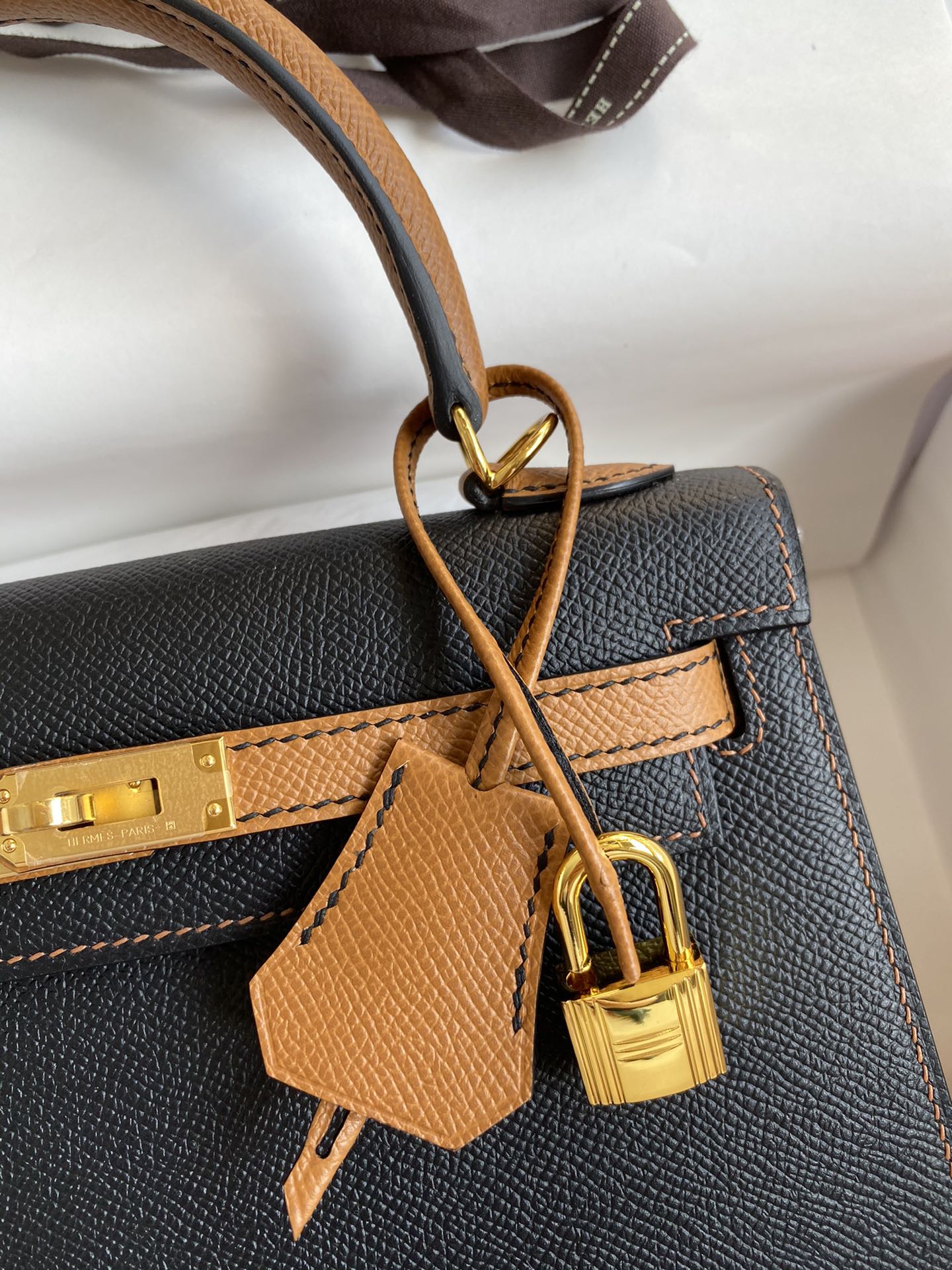 Kelly 25cm Epsom Leather Bag