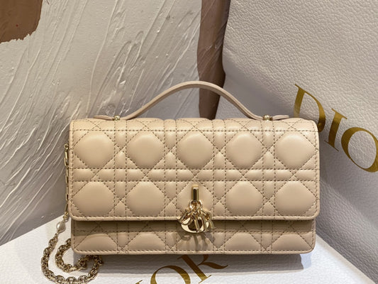 Lady Quilted Flap Bag