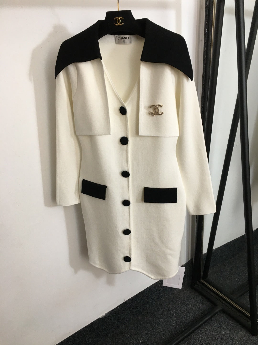 Paris Street Style 4-Piece Set