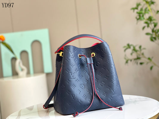 NéoNoé MM Bucket Bag