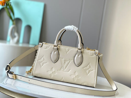 OnTheGo East West Bag