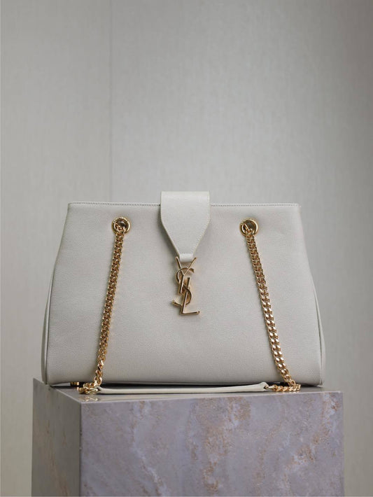 Grain Leather Chain Shoulder Bag