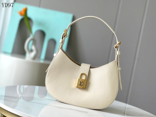 Low Key Shoulder Bag