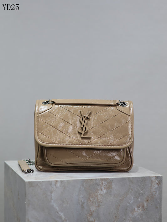 Niki Medium Patent Leather Shoulder Bag