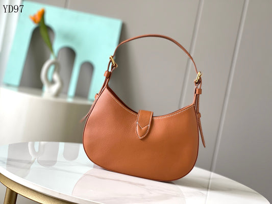 Low Key Shoulder Bag