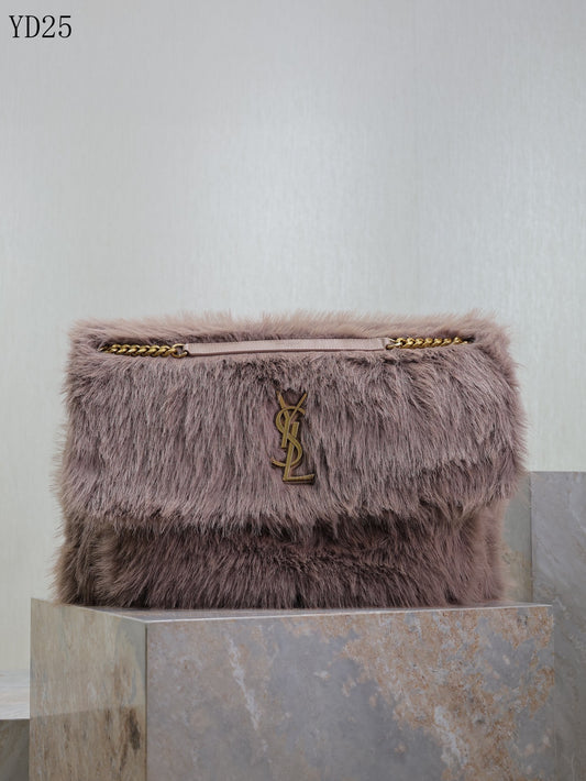 Niki Large in Shearling Bag