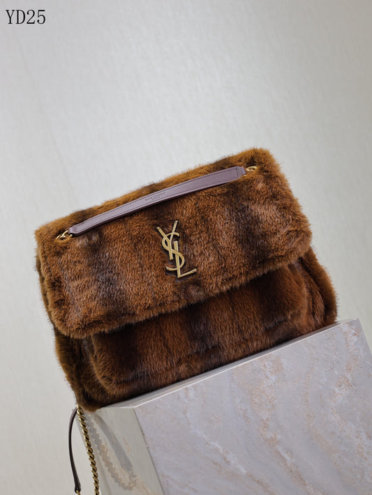 Niki Medium in Shearling Bag