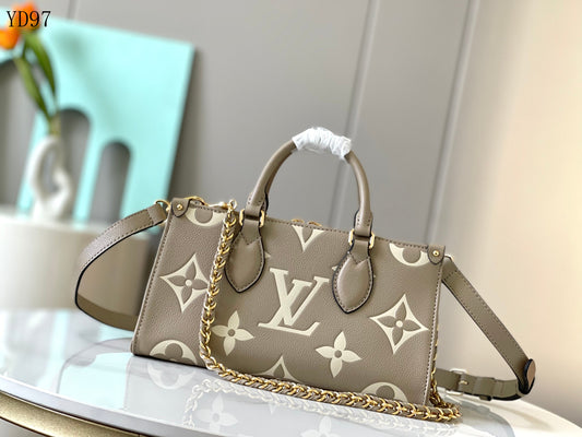 OnTheGo East West Bag