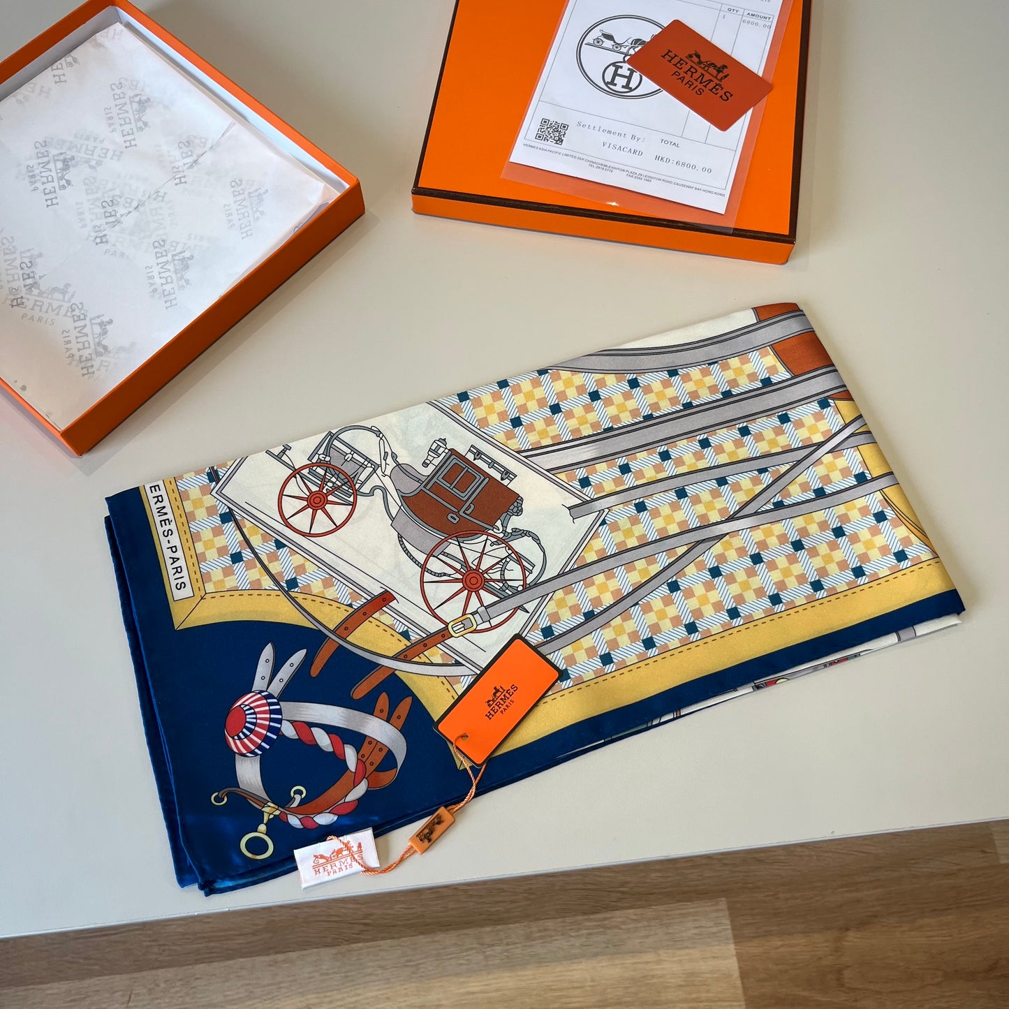 Carré 70 Les Voitures Nouvelles Scarf