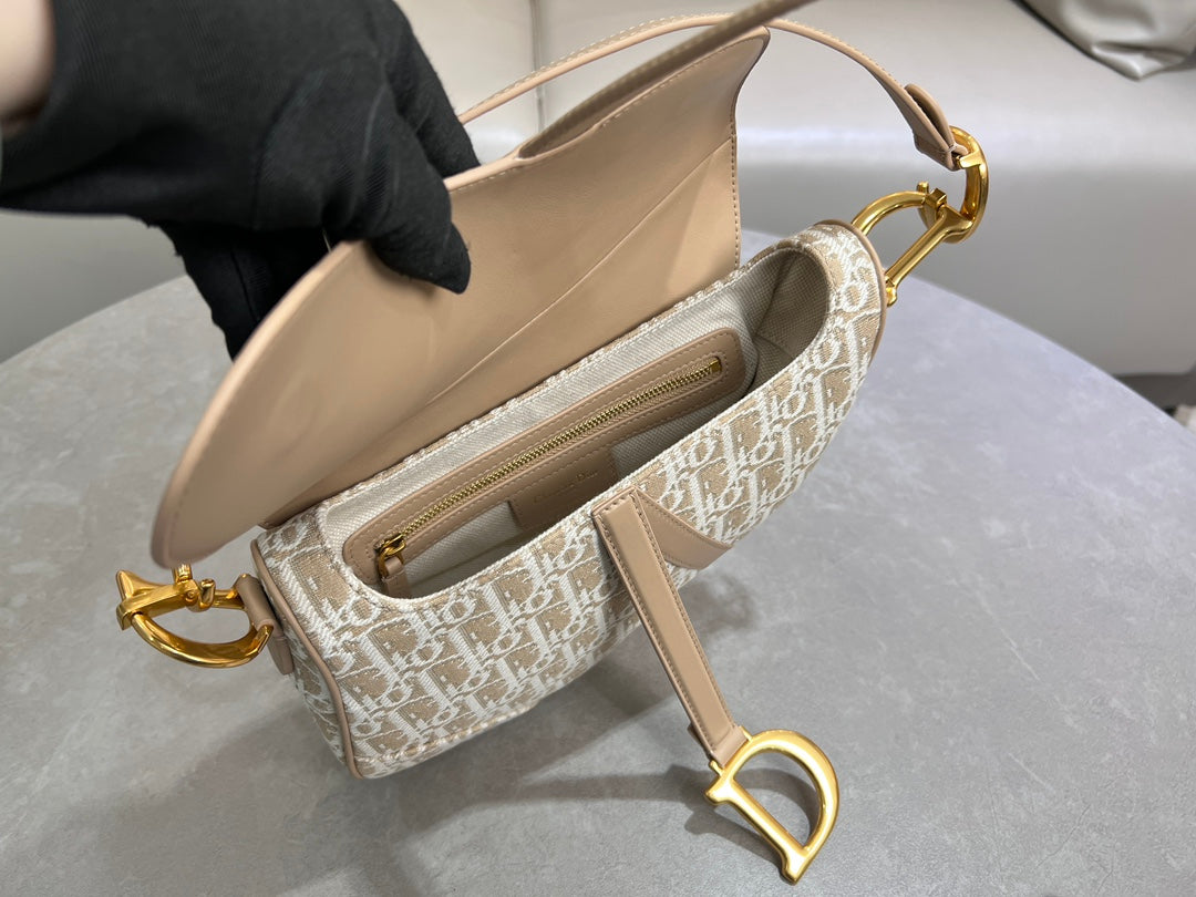 Saddle Bag