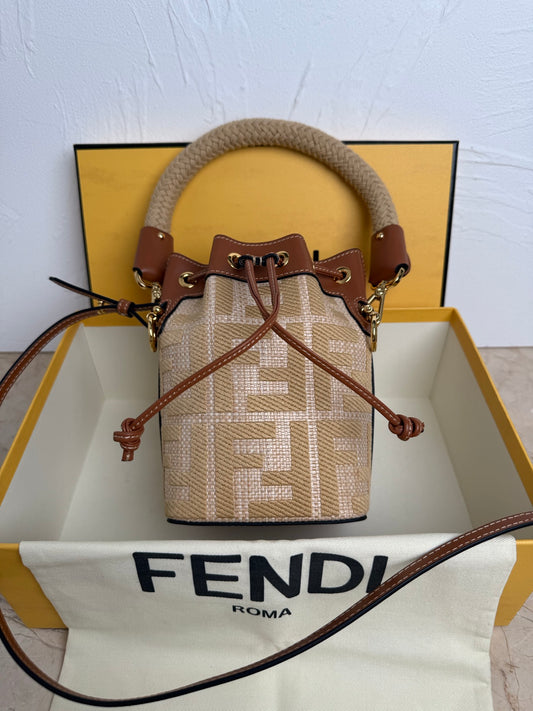 Mon Tresor Bucket Bag