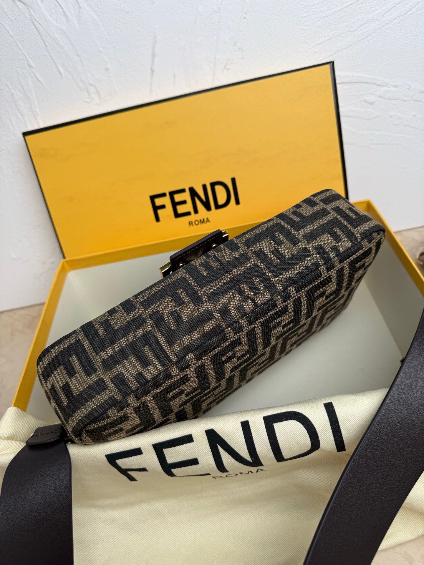 Baguette Bag