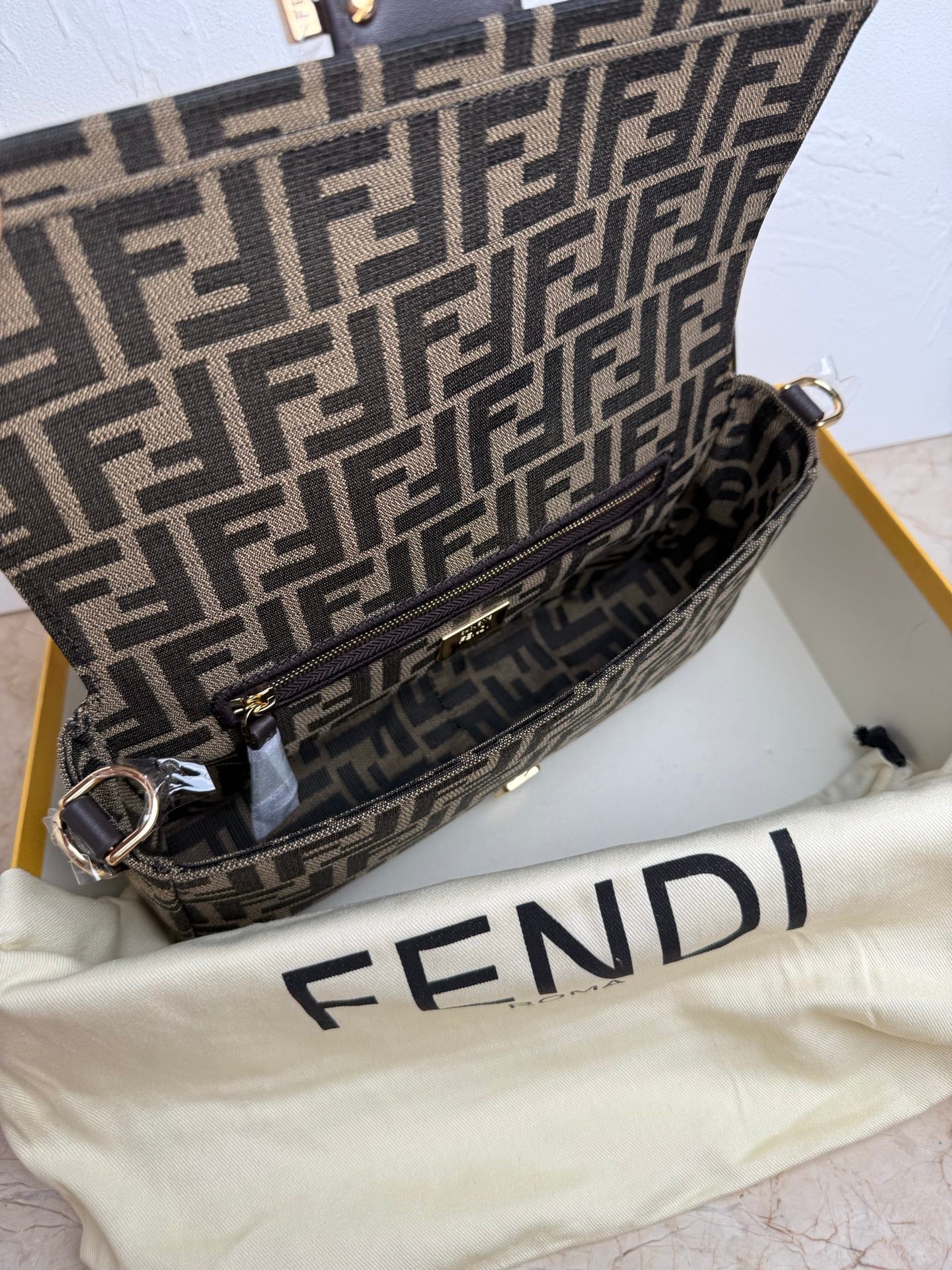 Baguette Bag