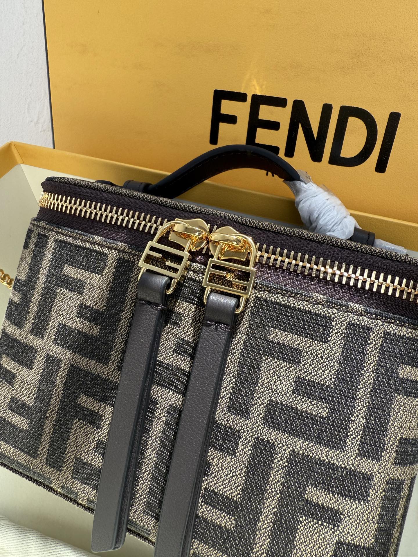 Vanity Case Bag