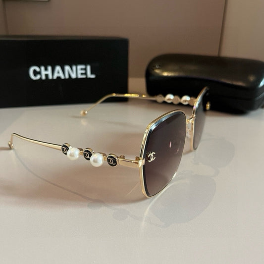 Gold Frame Square Sunglasses
