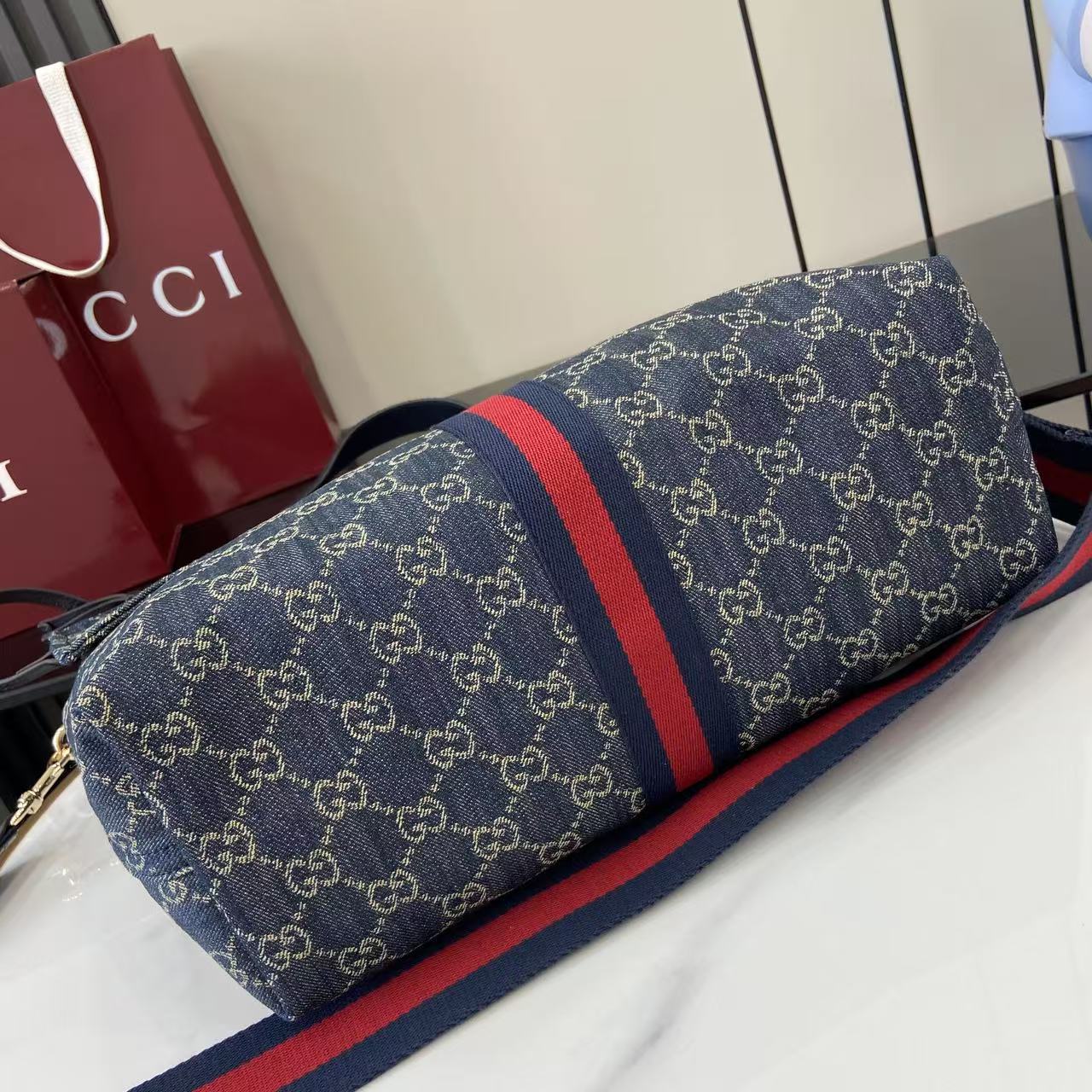 Giglio GG Supreme Tote Bag with Pouch