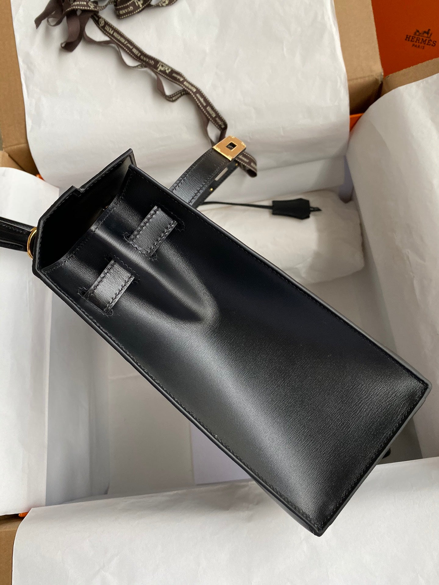 Kelly 32cm Box Leather Handbag