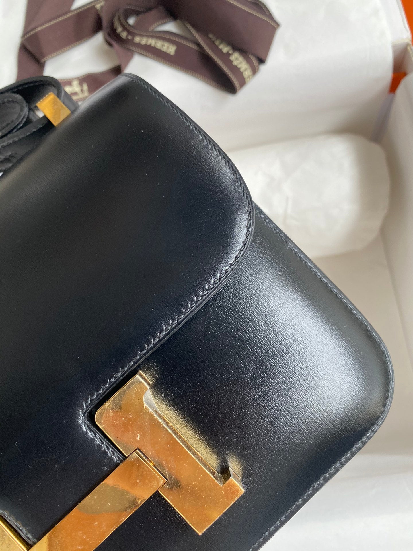 Constance 24cm Box Leather Handbag