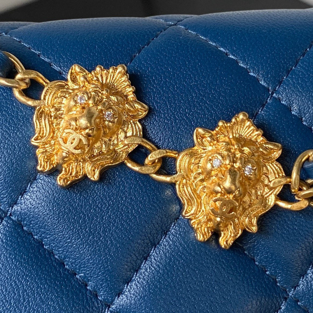 19 Woc Quilted Chain Bag