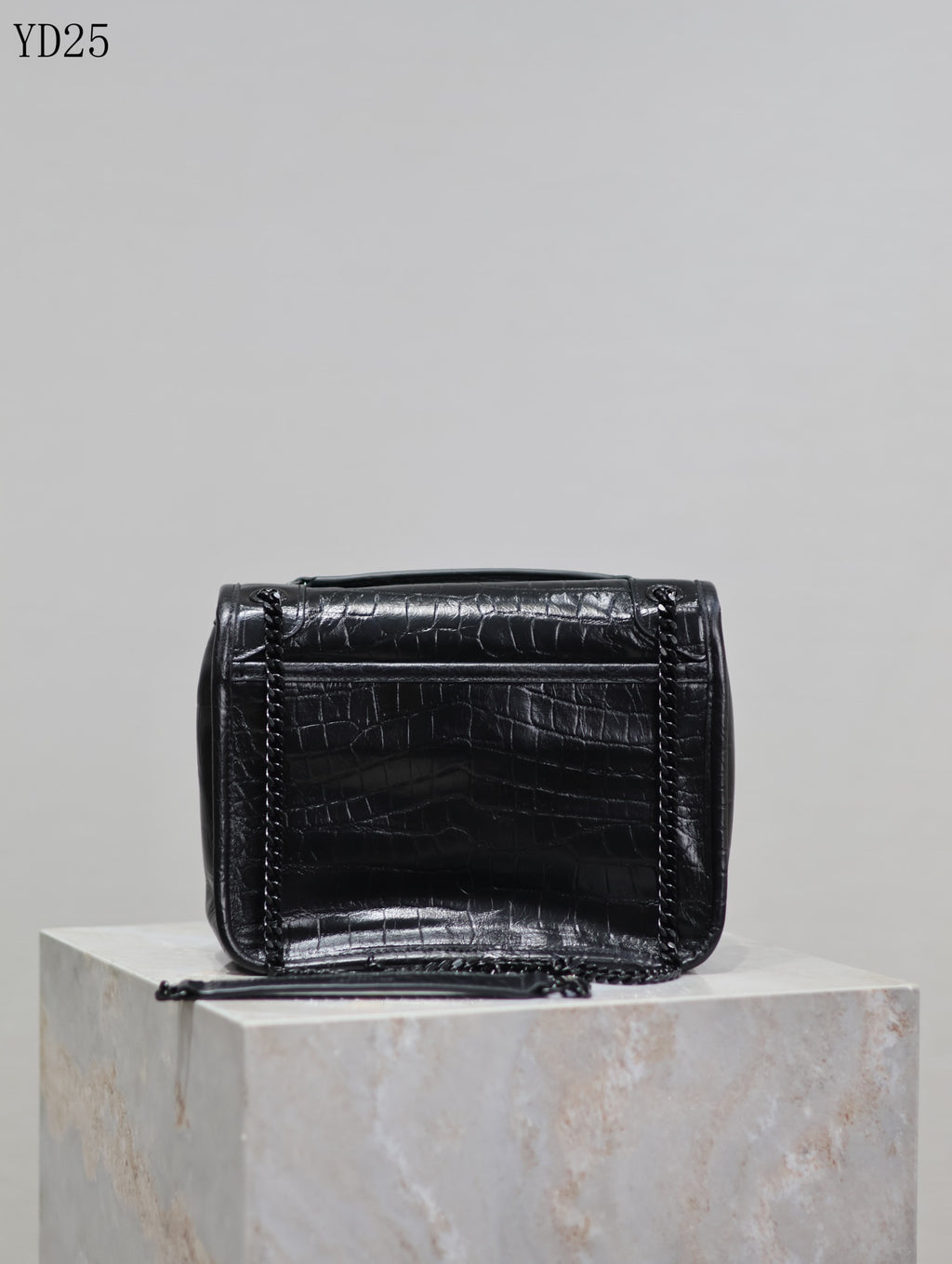 Niki Medium Patent Leather Shoulder Bag