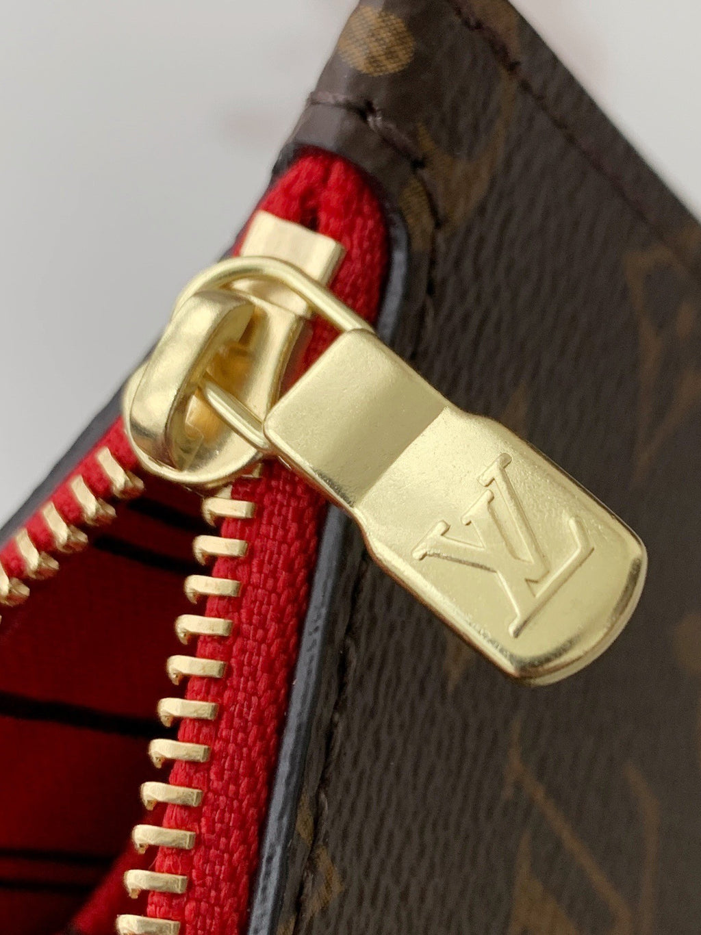 Neverfull MM – Classic Monogram Tote