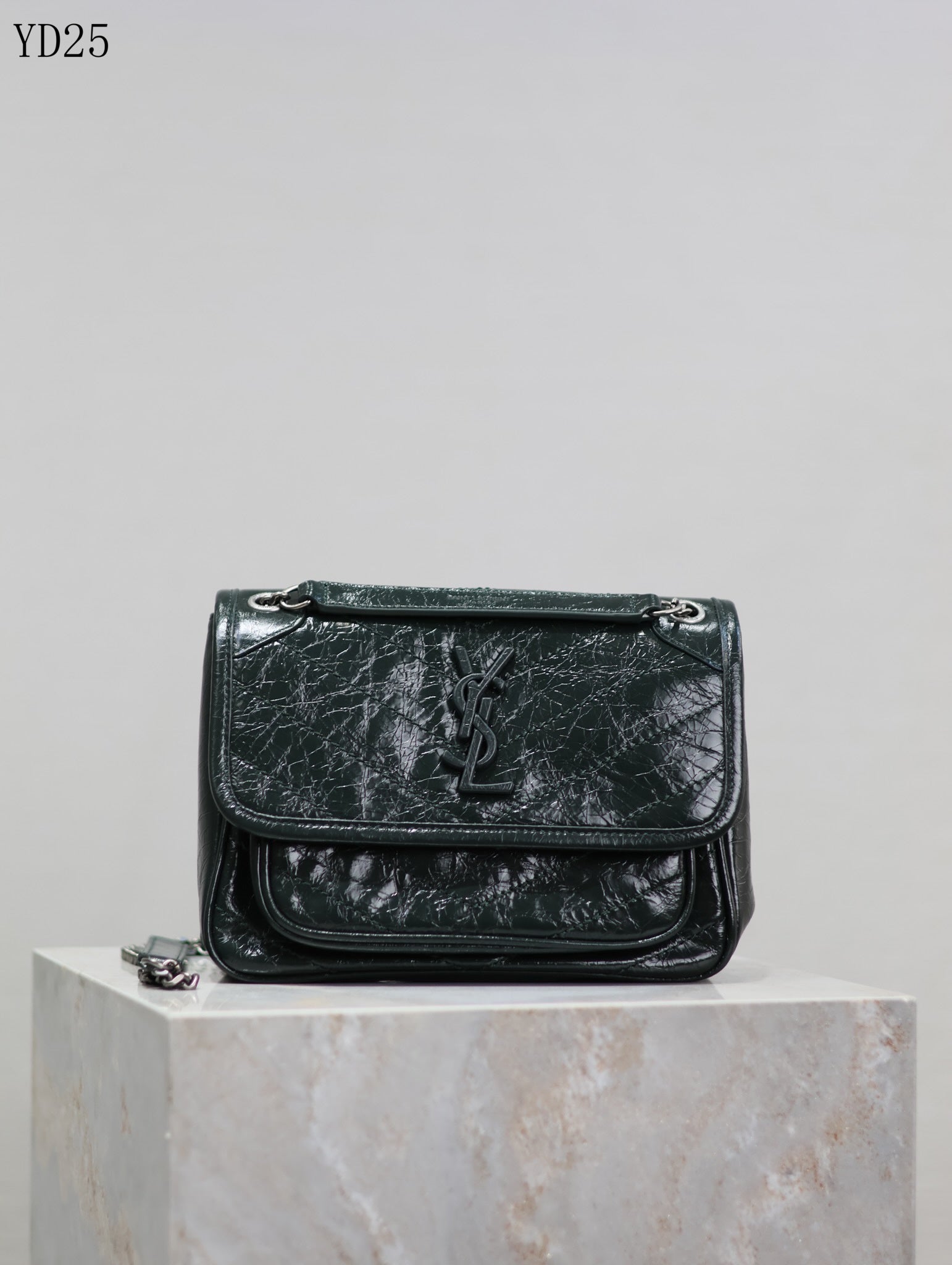 Niki Medium Patent Leather Shoulder Bag