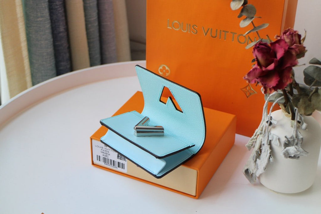 Epi Leather Twist Wallet