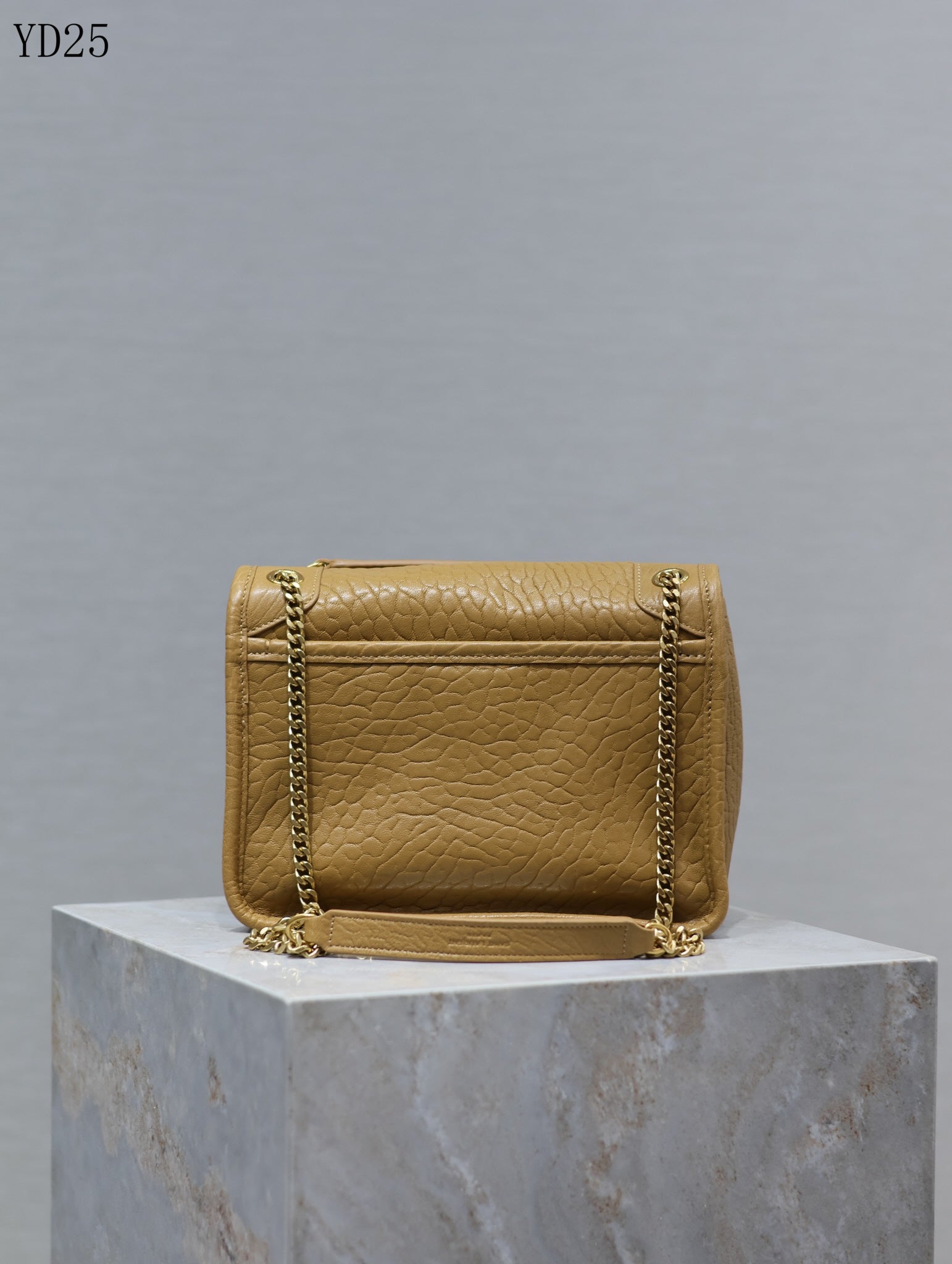 Niki Medium Grained Leather Bag