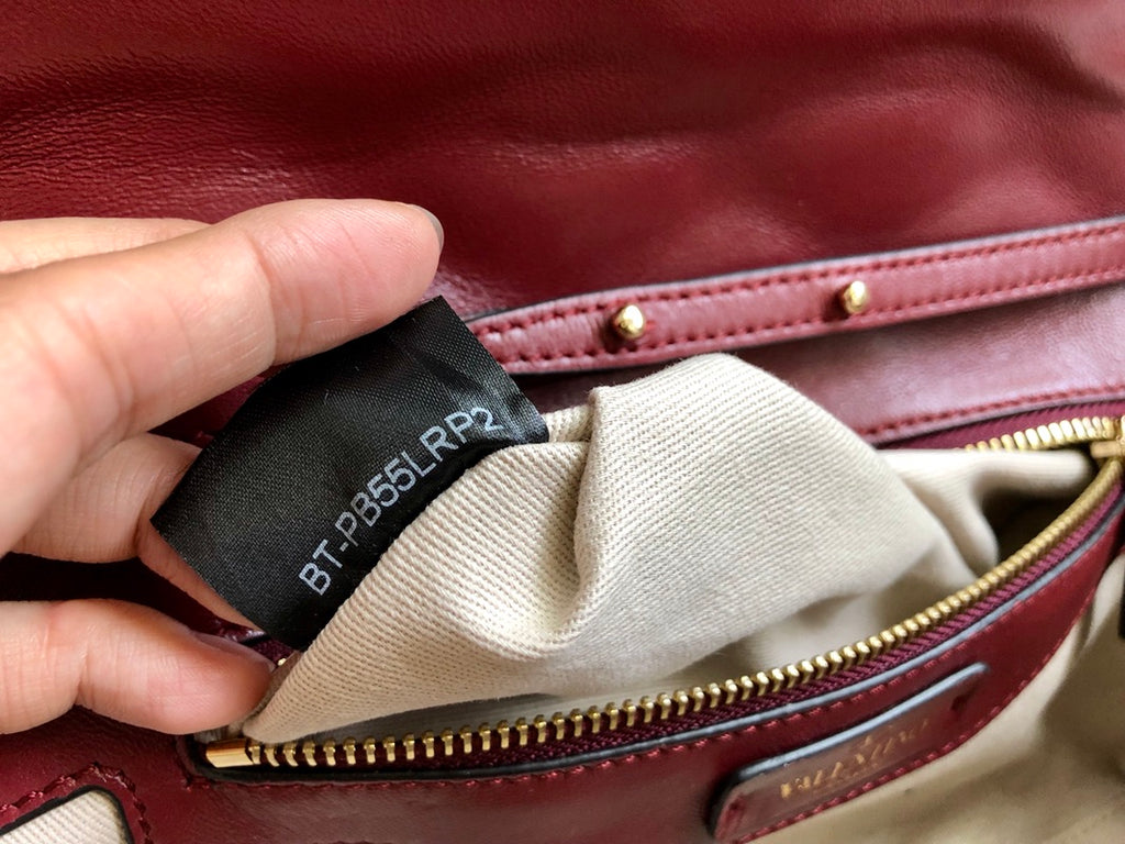 Roman Stud Maxi Quilted Leather Shoulder Bag – Effortless Luxury & Bold Elegance