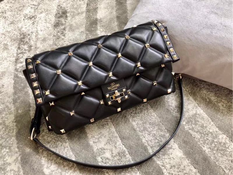 Roman Stud Maxi Quilted Leather Shoulder Bag – Effortless Luxury & Bold Elegance