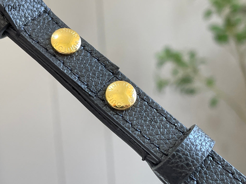 NéoNoé MM Bucket Bag