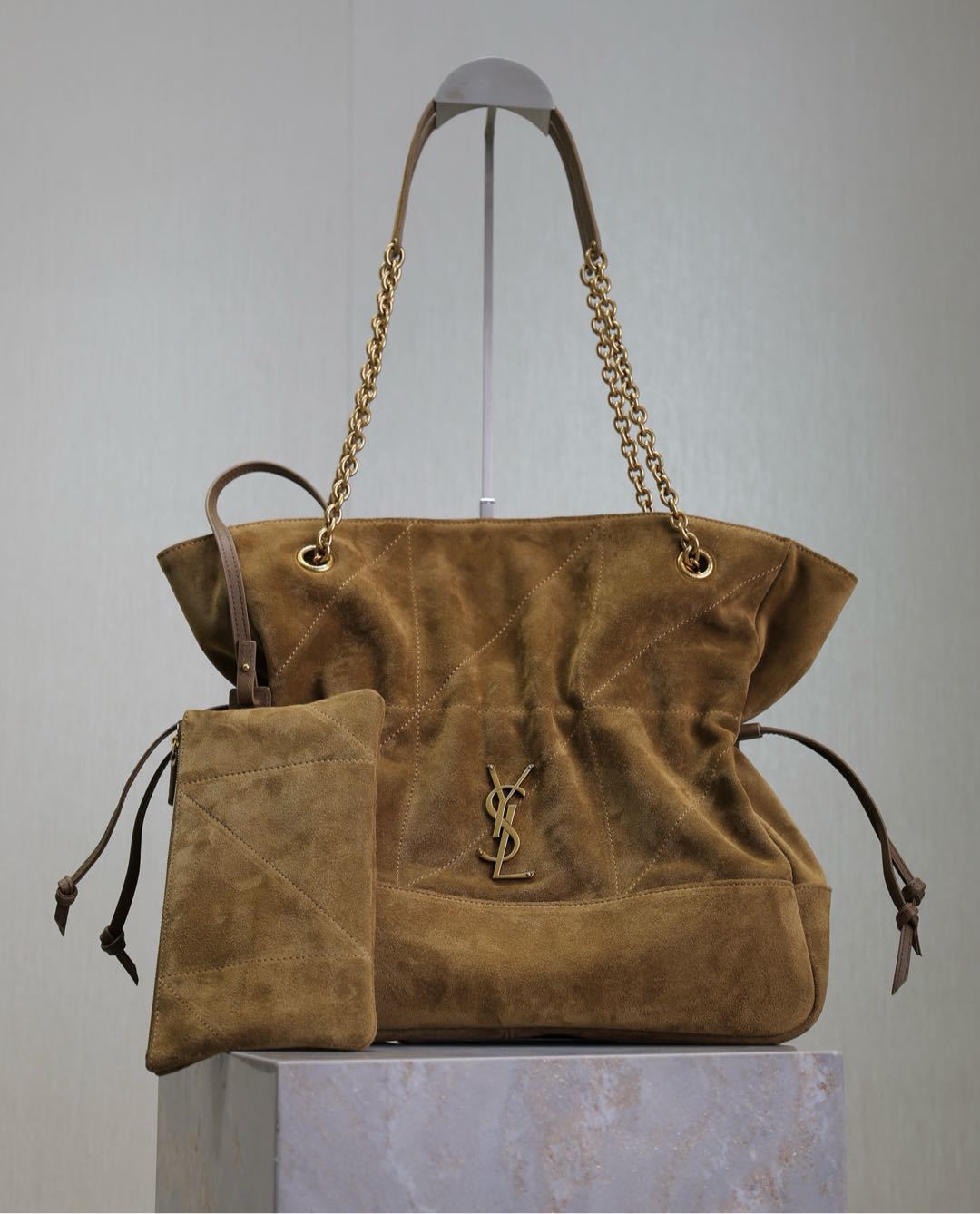 Niki Soft Chain Shoulder Bag