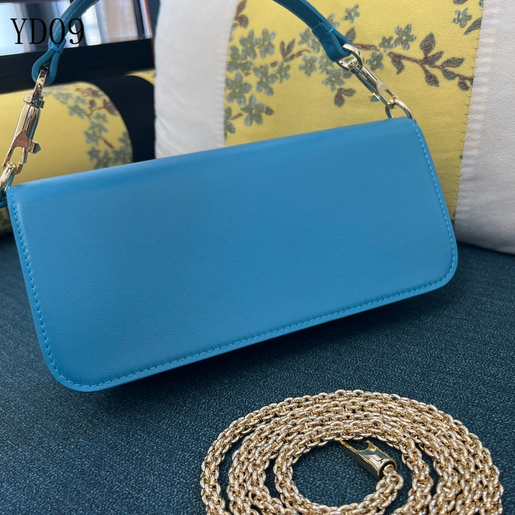 Garavani VLogo Signature Bag