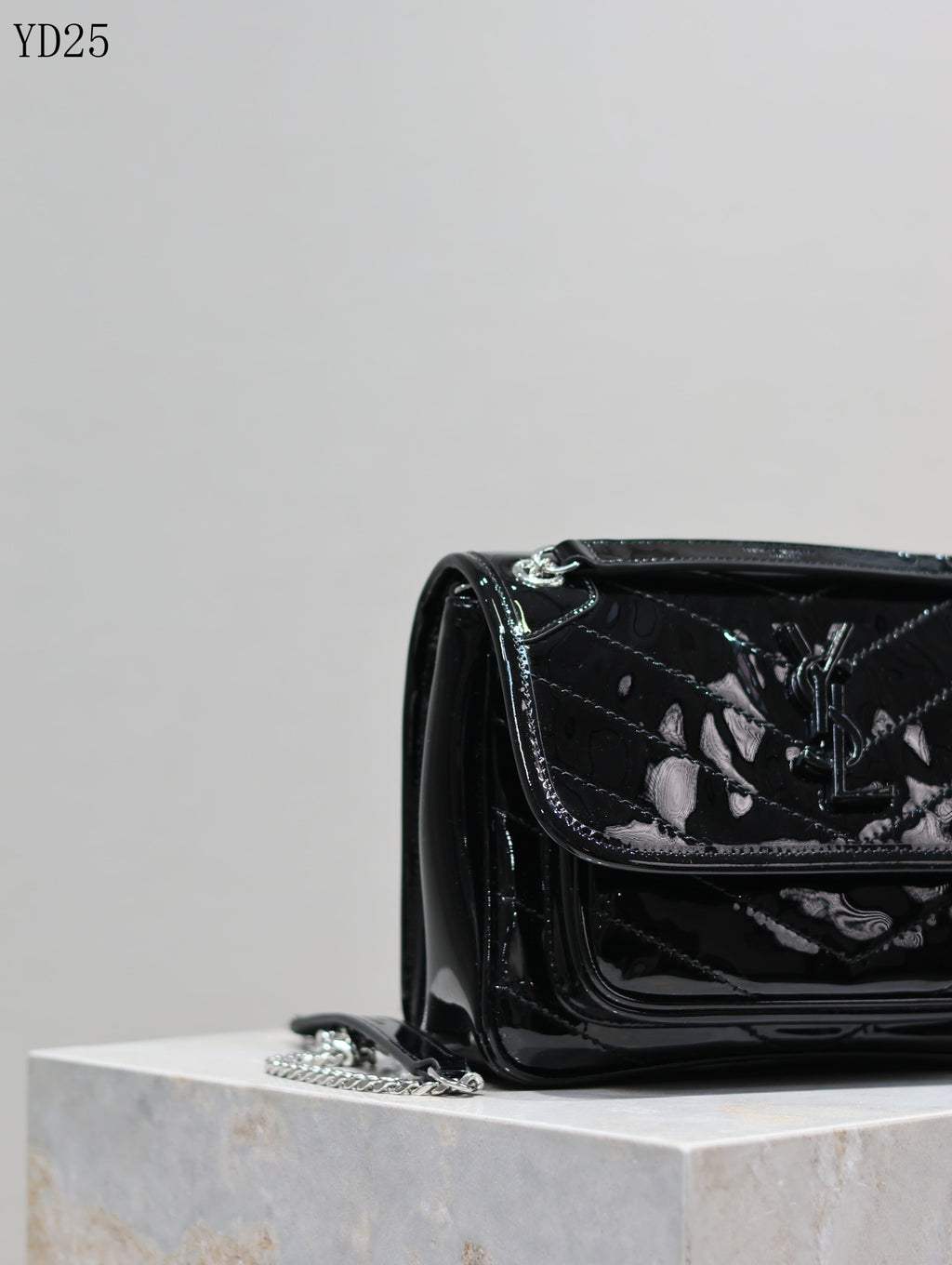 Niki Medium Patent Leather Shoulder Bag