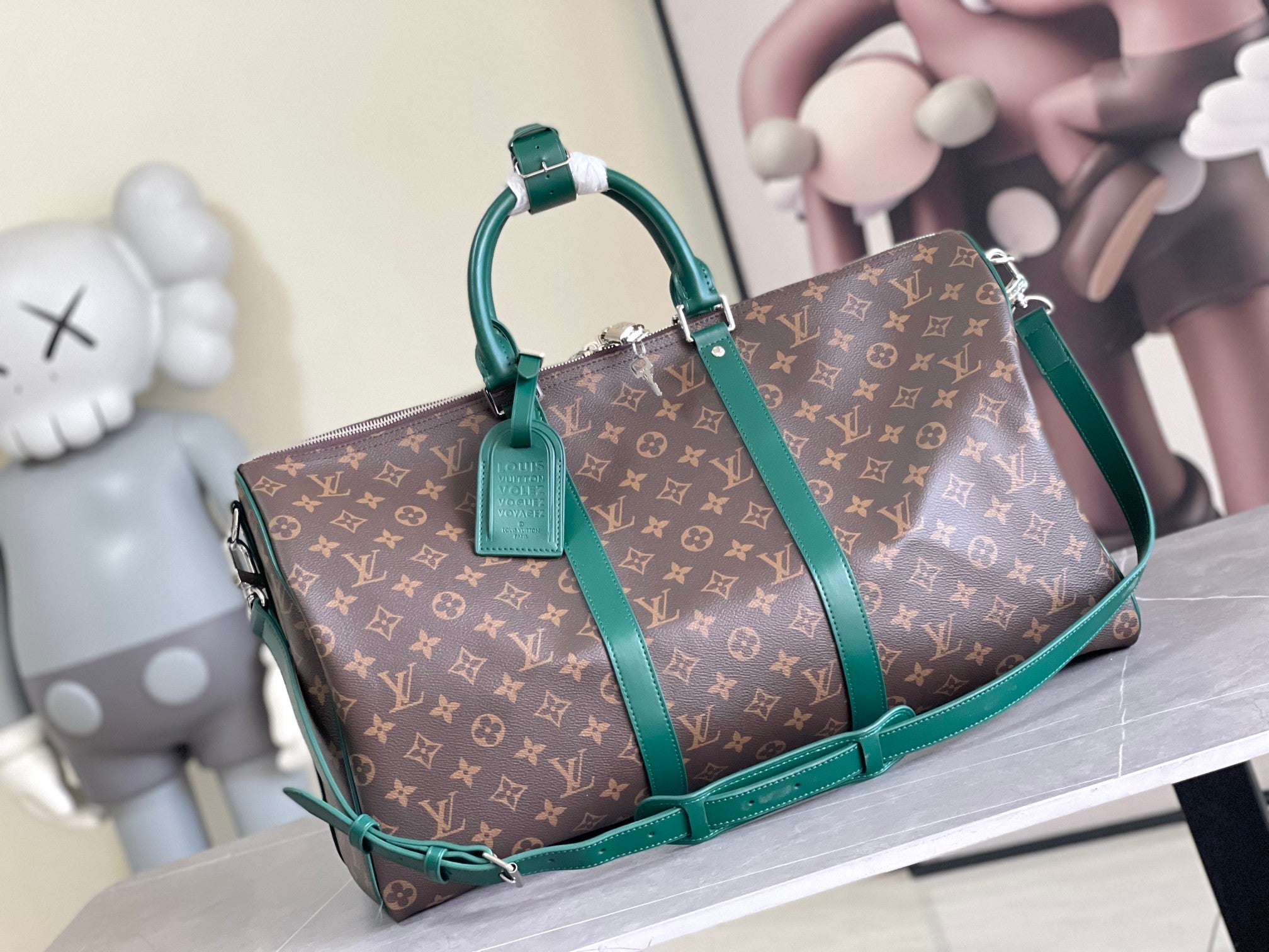 Keepall Bandoulière 50 – Monogram Canvas with Green Leather Trim