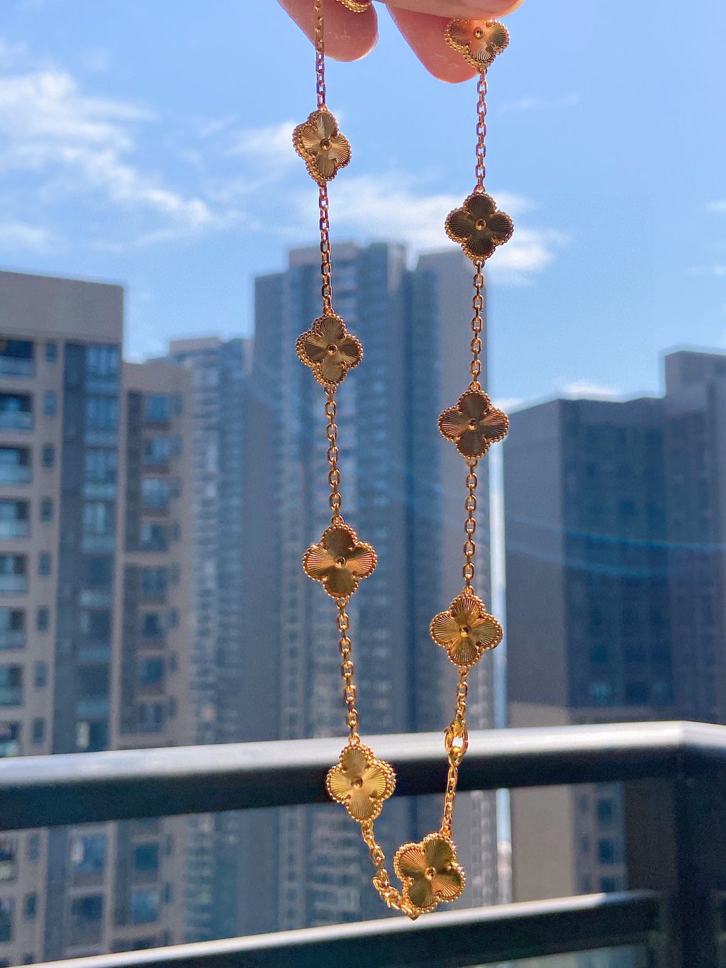 10 Motif Necklace – 18K Gold Finish