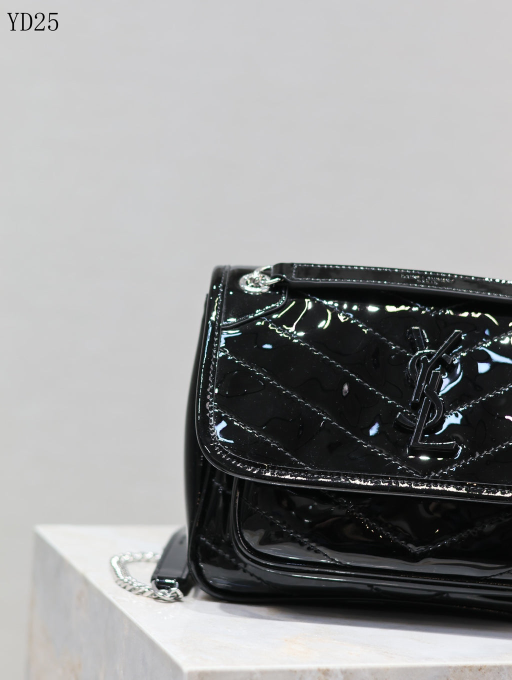 Niki Medium Patent Leather Shoulder Bag