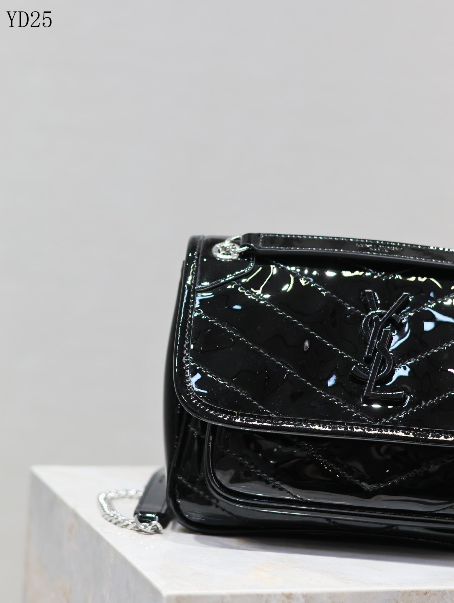 Niki Medium Patent Leather Shoulder Bag