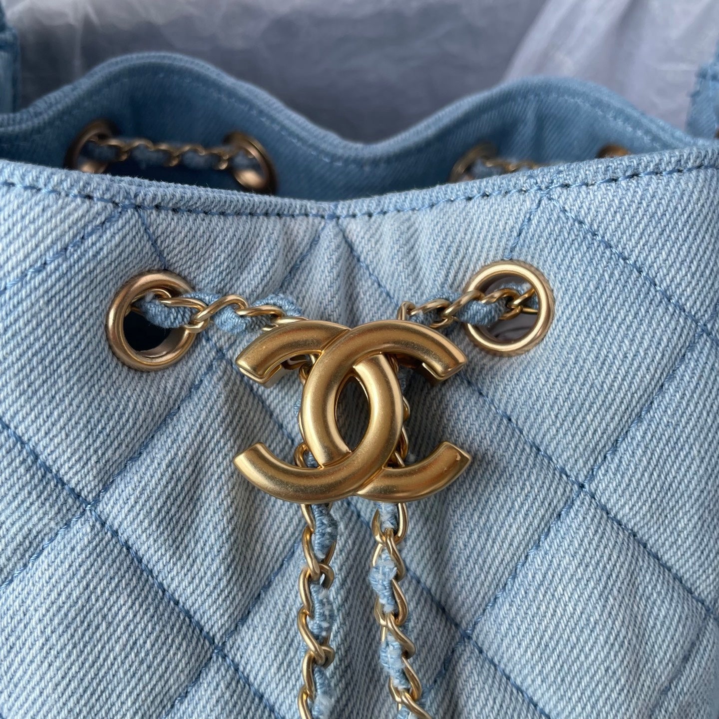 25 Medium Quilted Denim Bag