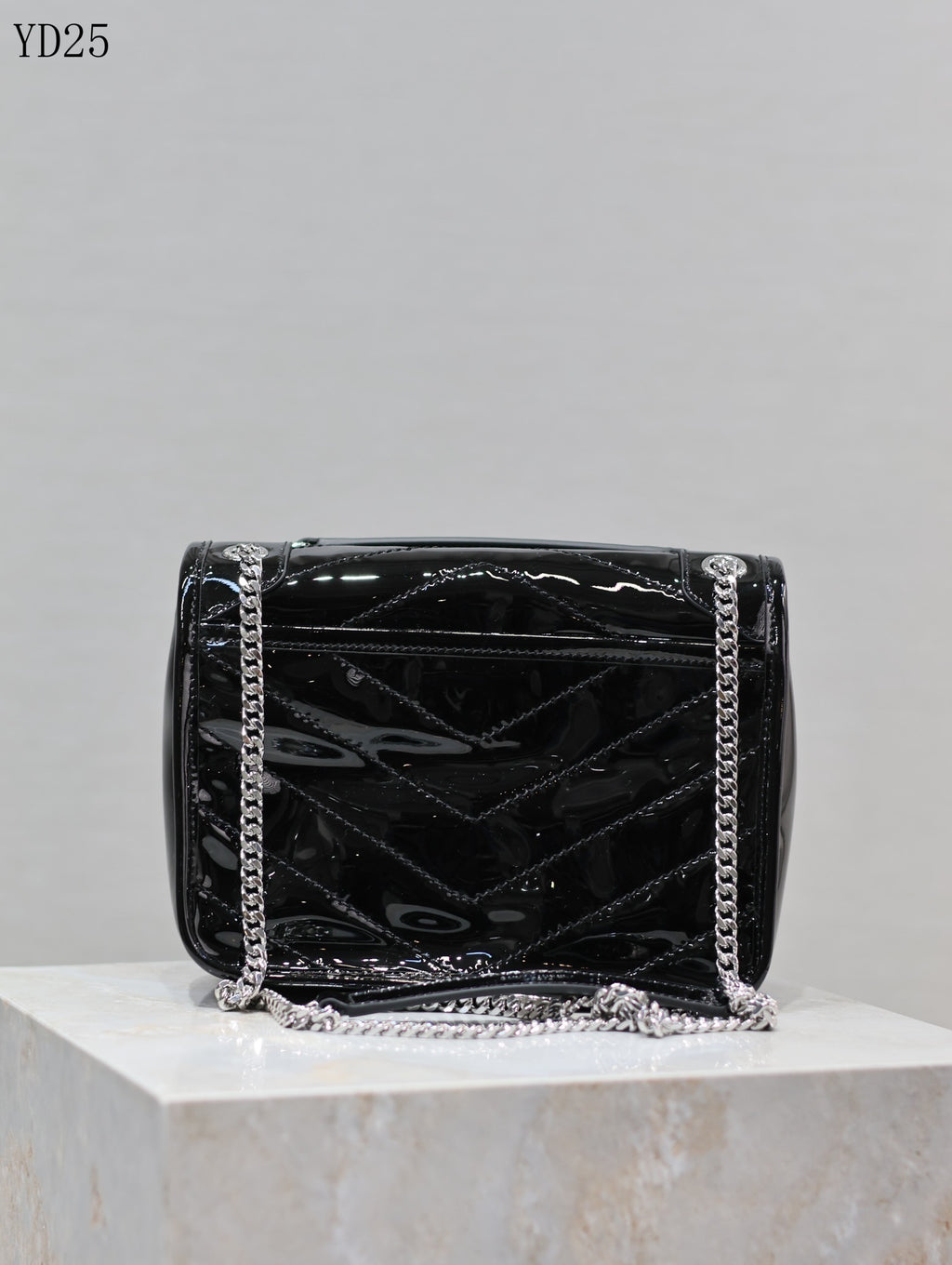 Niki Medium Patent Leather Shoulder Bag