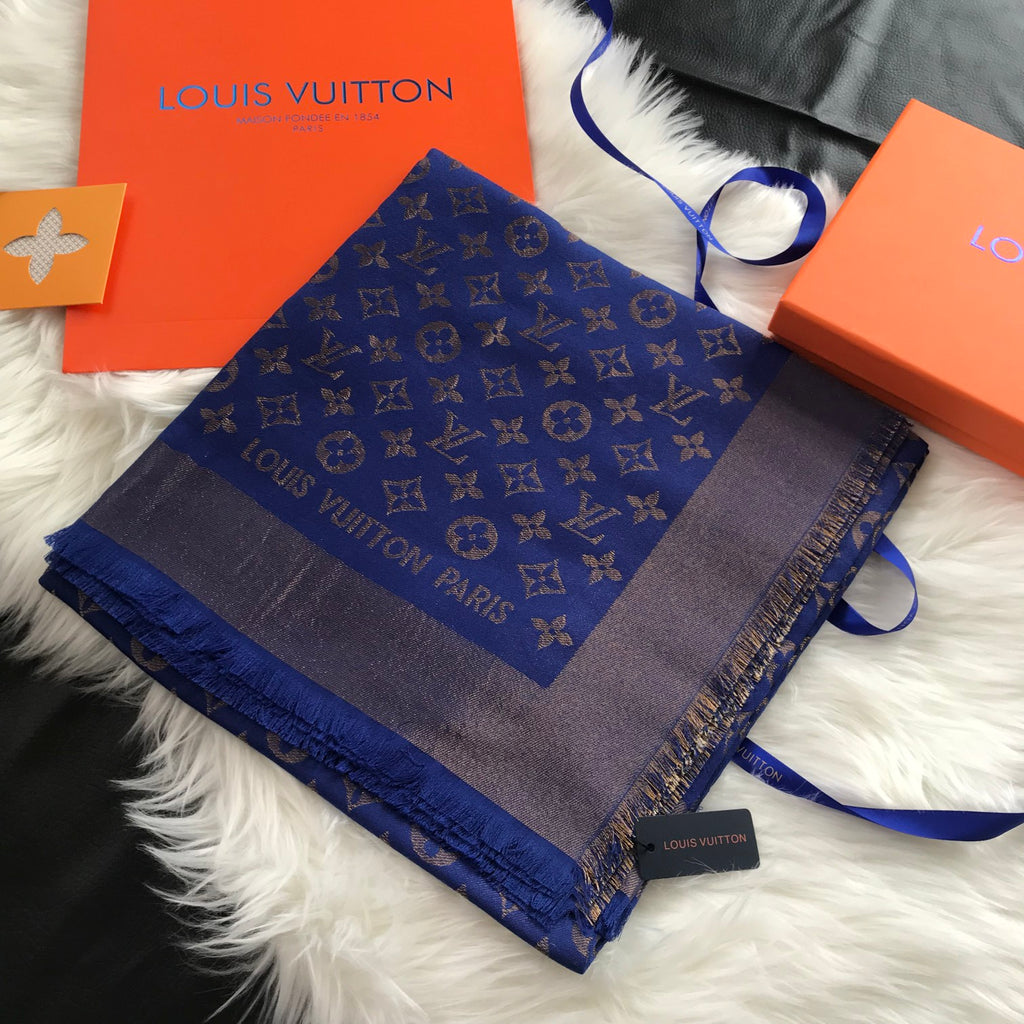 Monogram Shawl 140 x 140 cm