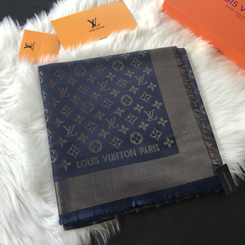 Monogram Shawl 140 x 140 cm