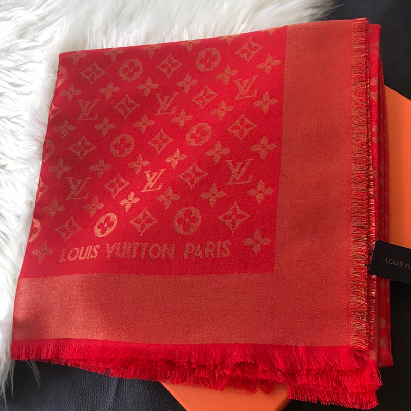 Monogram Shawl 140 x 140 cm