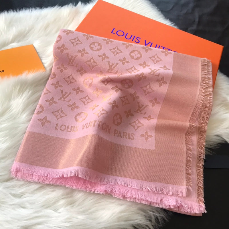 Monogram Shawl 140 x 140 cm